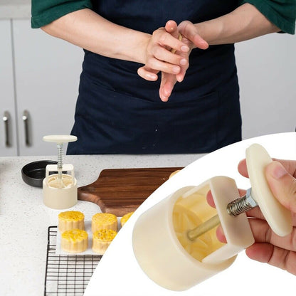10Pcs/set Cake Mould With Stamps