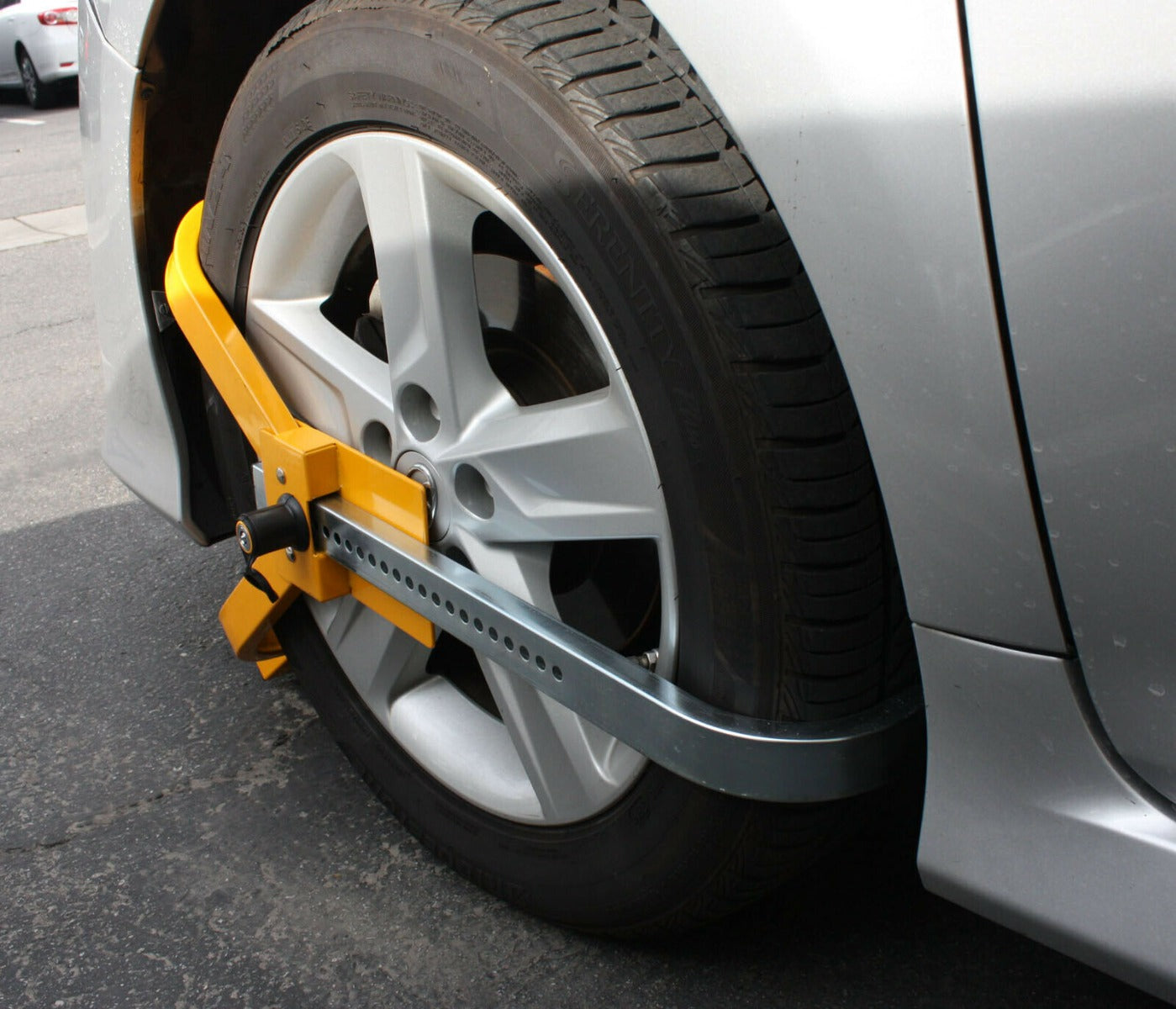 Wheel Lock Clamp