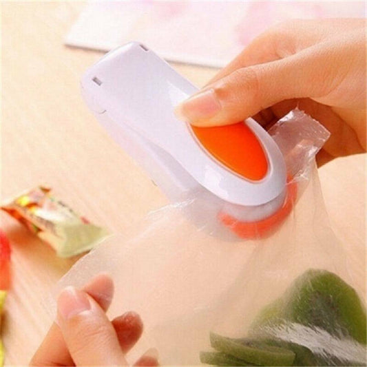 Mini heat sealing machine resealing food bag