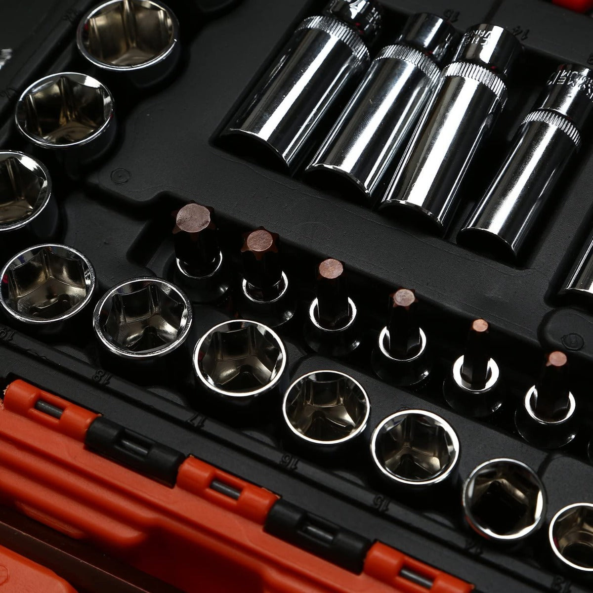 121PCS Socket Set Auto Car Repair Kit